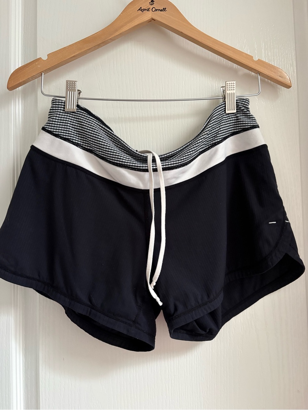 Source Unknown Black Athletic Shorts with White Drawstring and Striped Waistband